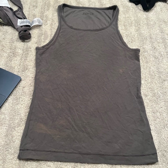 Men’s skims tank - Picture 2 of 3